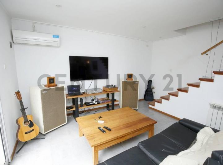 Casa · 86m² · 3 Ambientes · 1 Cochera