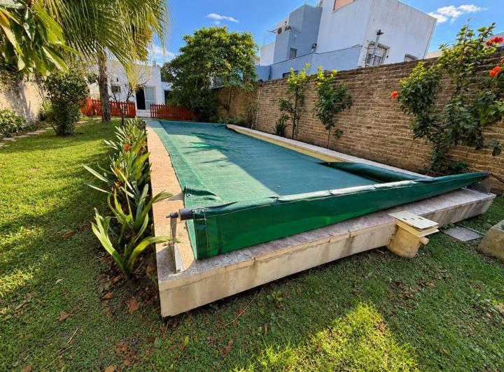 Casa · 125m² · 2 Ambientes · 2 Cocheras