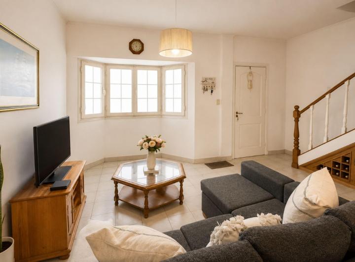 Casa · 98m² · 4 Ambientes · 1 Cochera