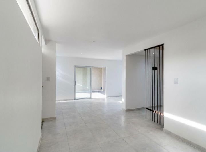 Casa · 134m² · 6 Ambientes · 1 Cochera