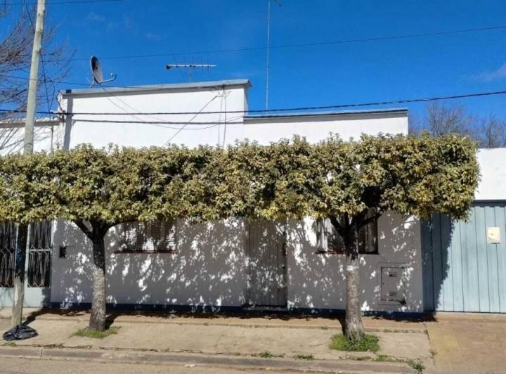 Casa · 86m² · 3 Ambientes · 3 Cocheras