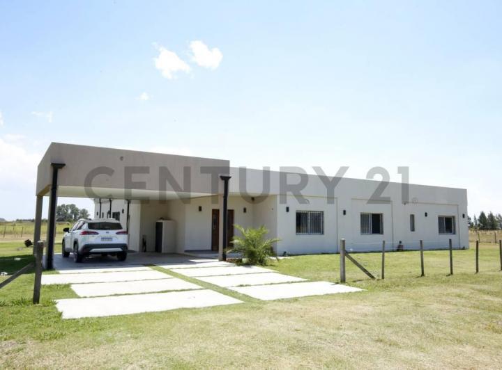 Casa · 149m² · 4 Ambientes · 2 Cocheras