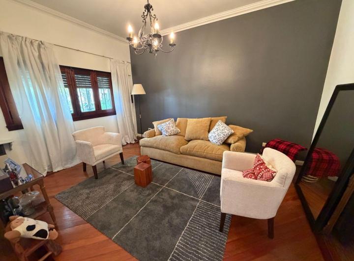Casa · 150m² · 3 Ambientes · 1 Cochera