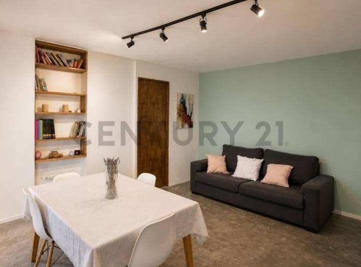 Casa · 110m² · 4 Ambientes · 3 Cocheras