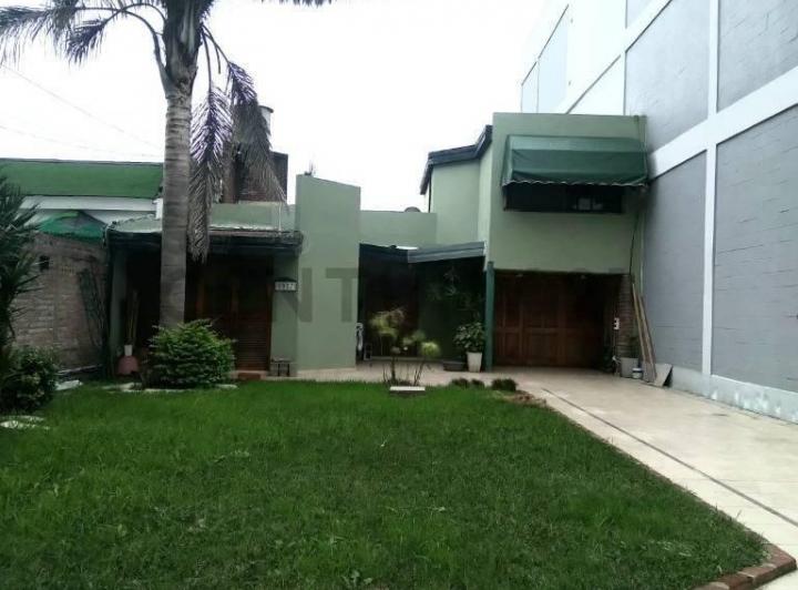 Casa · 166m² · 4 Ambientes · 1 Cochera