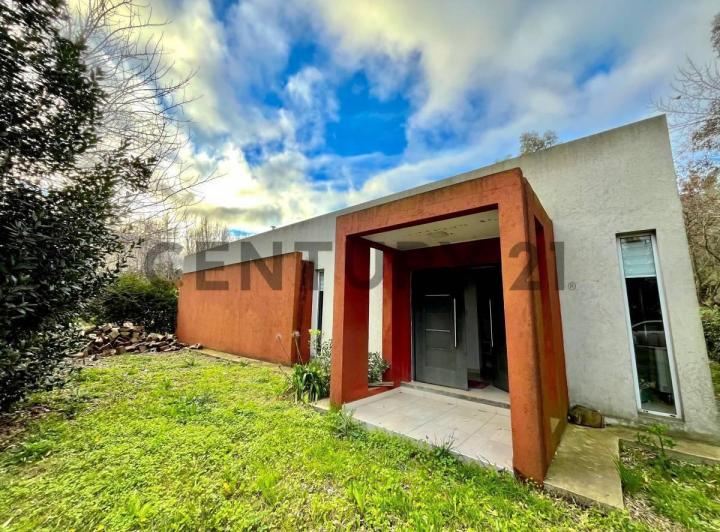 Casa · 153m² · 5 Ambientes · 1 Cochera