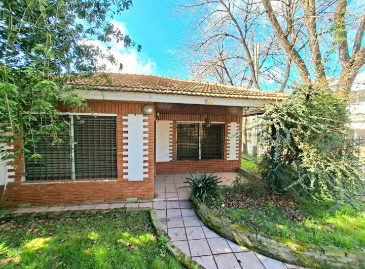 Casa · 131m² · 3 Ambientes · 2 Cocheras