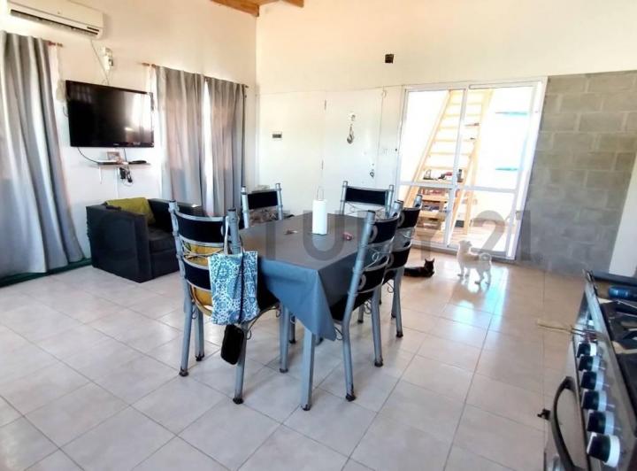Casa · 68m² · 3 Ambientes · 2 Cocheras
