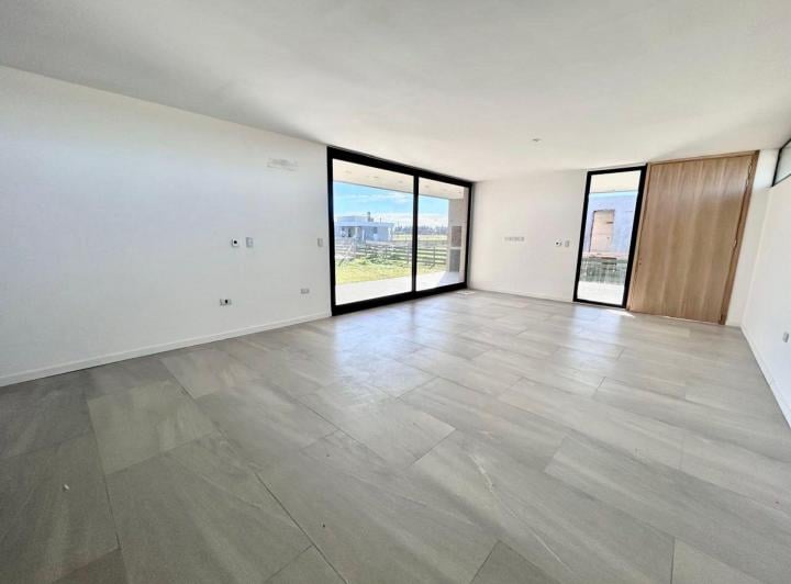 Casa · 156m² · 4 Ambientes · 1 Cochera