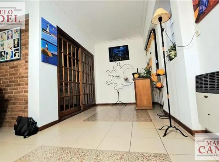 Casa · 188m² · 5 Ambientes · 1 Cochera