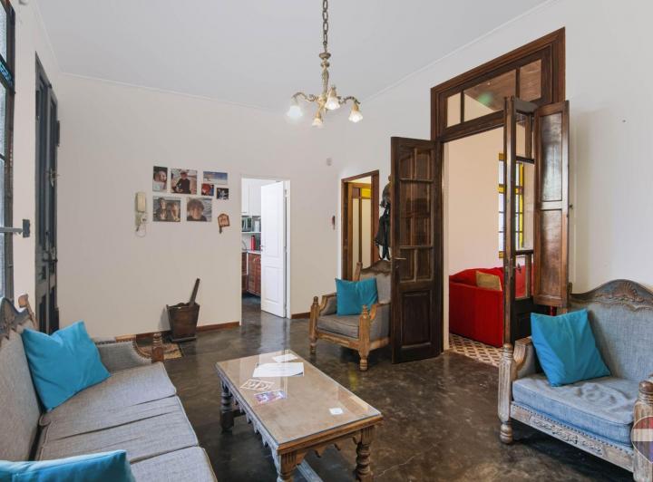 Casa · 140m² · 4 Ambientes · 2 Cocheras