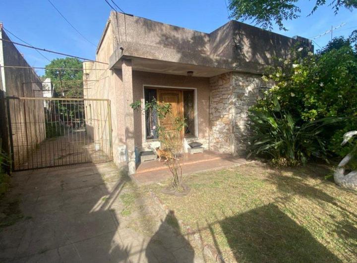Casa · 110m² · 4 Ambientes · 1 Cochera