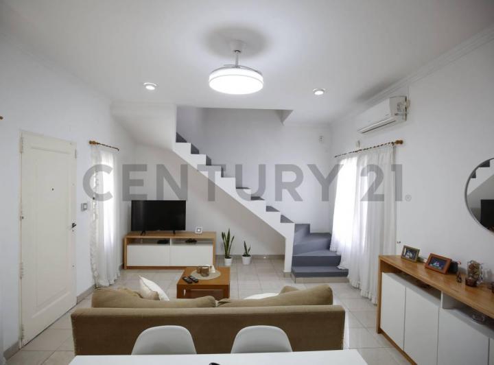 Casa · 110m² · 4 Ambientes · 2 Cocheras