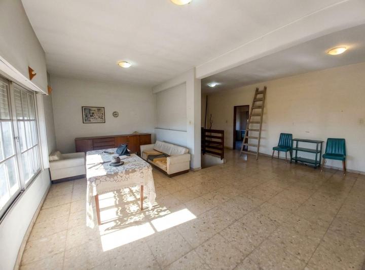 Departamento · 269m² · 4 Ambientes · 1 Cochera