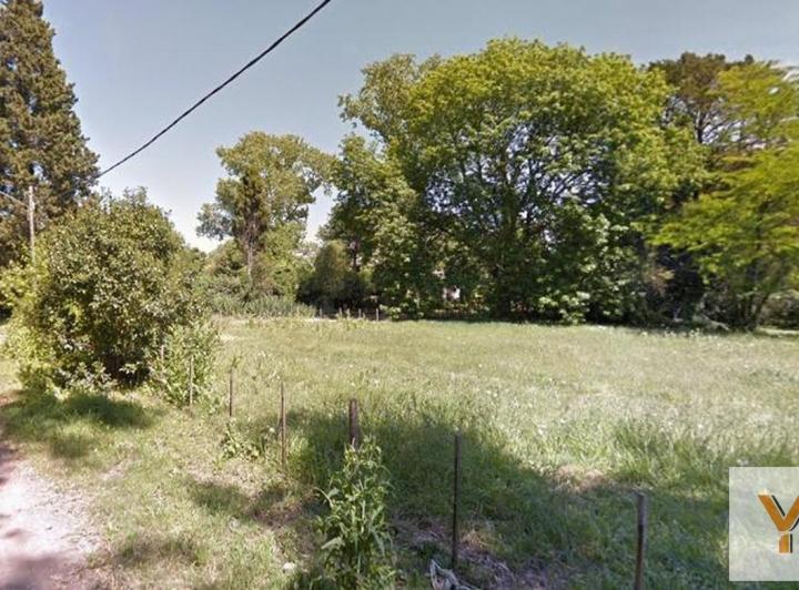 Terreno · 334m²