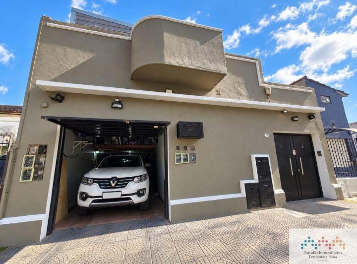 PH · 200m² · 4 Ambientes · 1 Cochera