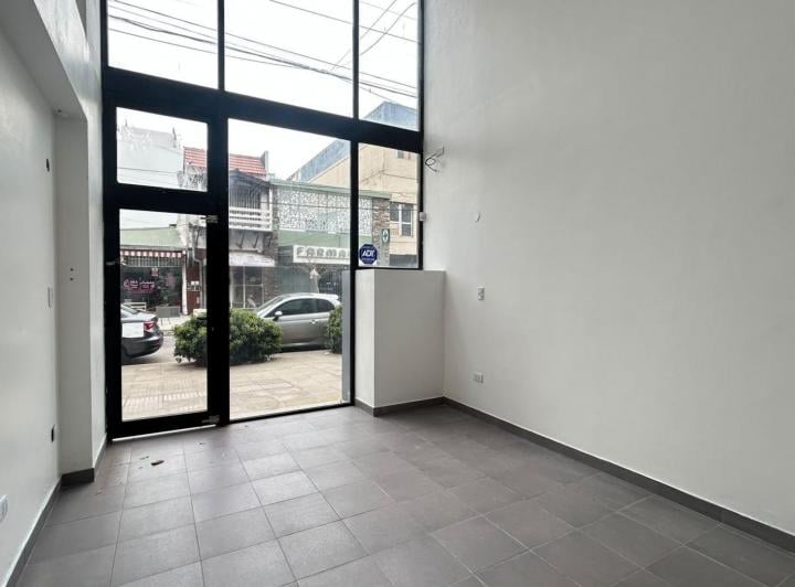 Local comercial · 32m²