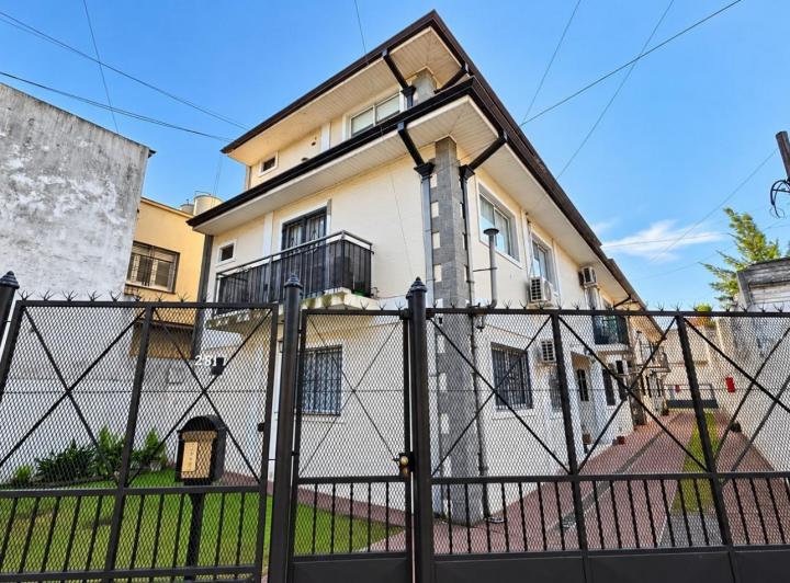 Departamento · 50m² · 2 Ambientes · 1 Cochera