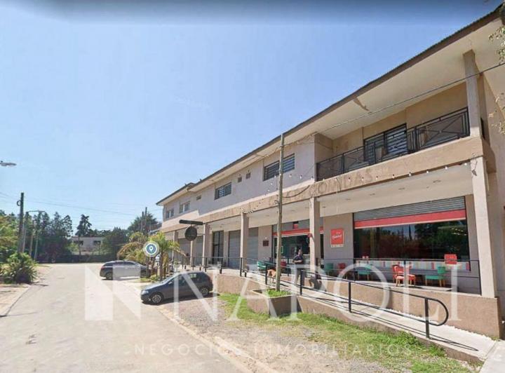 Oficina comercial · 141m²