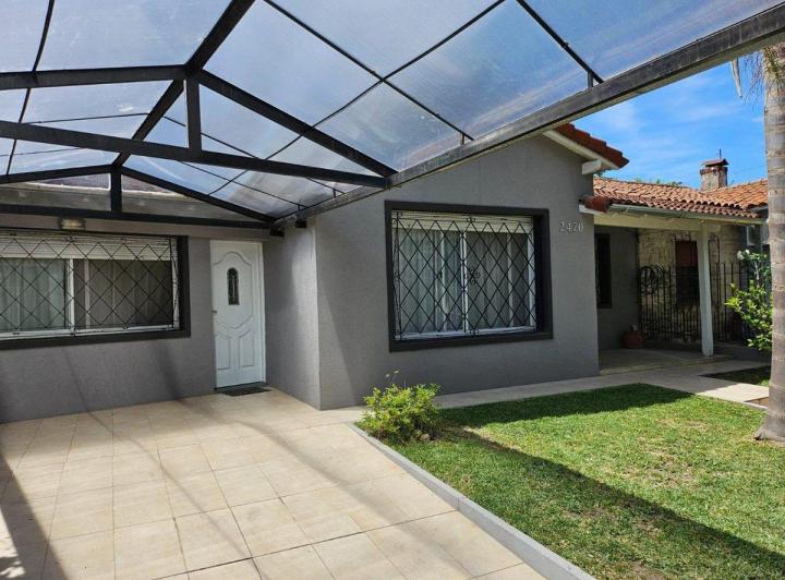 Casa · 100m² · 4 Ambientes · 1 Cochera