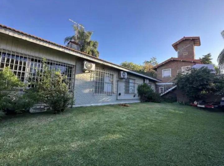 Casa · 173m² · 5 Ambientes · 3 Cocheras