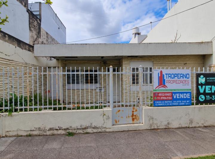 Casa · 154m² · 3 Ambientes · 3 Cocheras