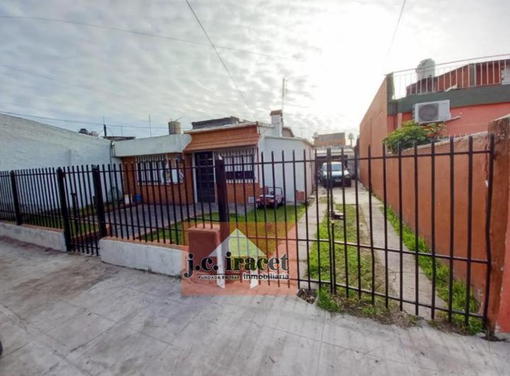 Casa · 80m² · 3 Ambientes · 1 Cochera