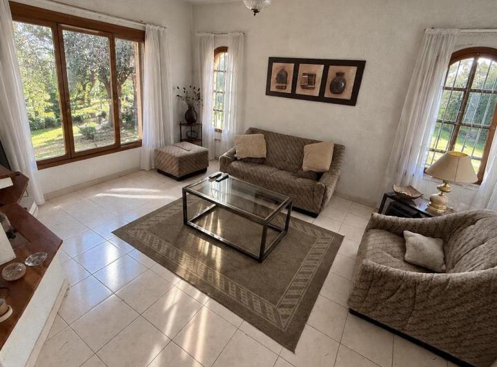 Casa · 145m² · 5 Ambientes