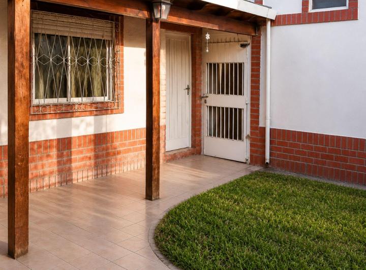 Casa · 150m² · 4 Ambientes · 1 Cochera