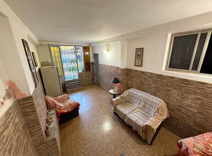 Casa · 177m² · 5 Ambientes · 2 Cocheras