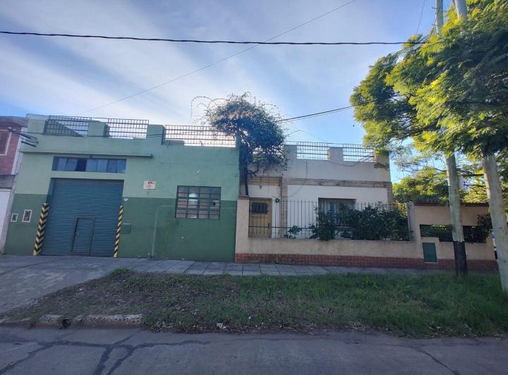 Casa · 190m² · 3 Ambientes · 1 Cochera