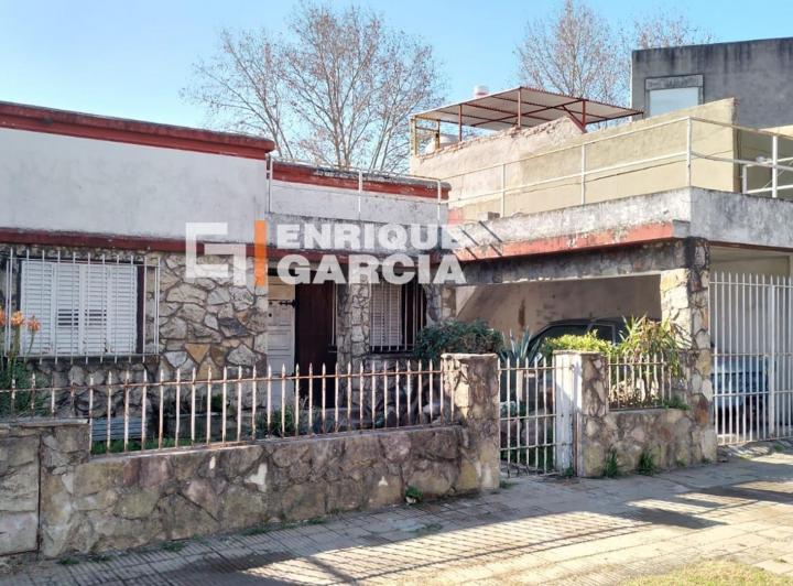 Casa · 73m² · 3 Ambientes · 1 Cochera