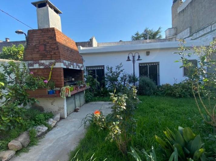 Casa · 1m² · 3 Ambientes