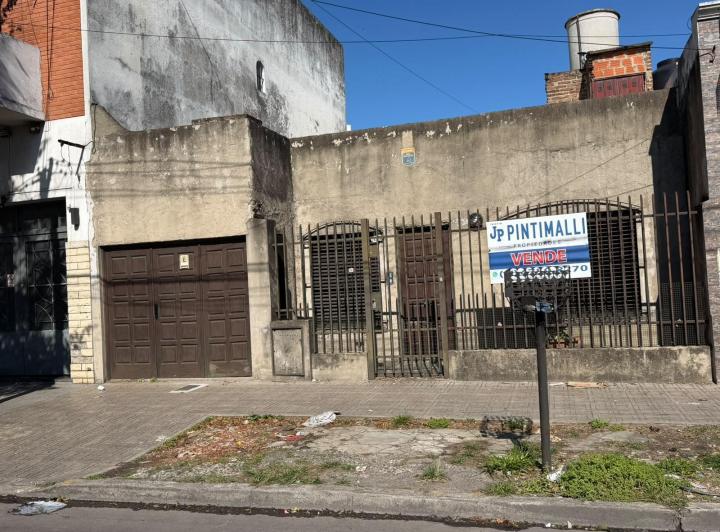 Casa · 100m² · 3 Ambientes · 1 Cochera
