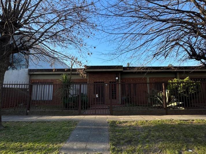 Casa · 170m² · 4 Ambientes