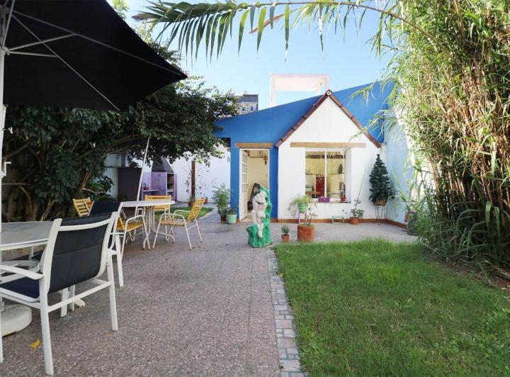 Casa · 273m² · 5 Ambientes · 2 Cocheras