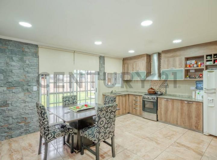 Casa · 85m² · 4 Ambientes