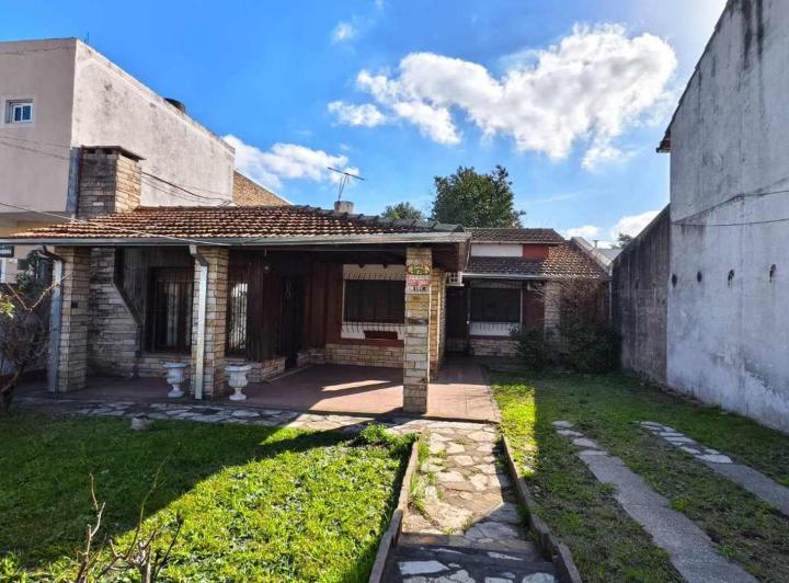 Casa · 120m² · 3 Ambientes · 1 Cochera