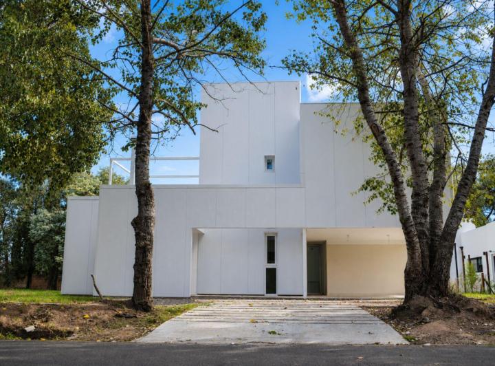 Casa · 169m² · 6 Ambientes