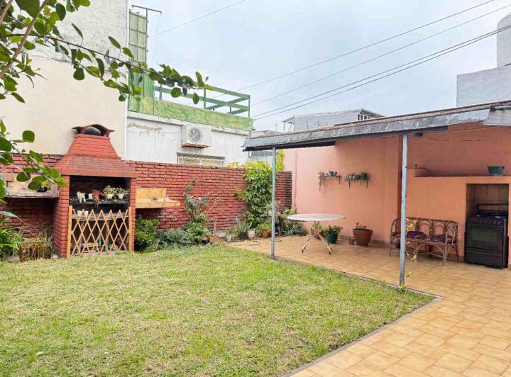 Casa · 156m² · 4 Ambientes · 1 Cochera