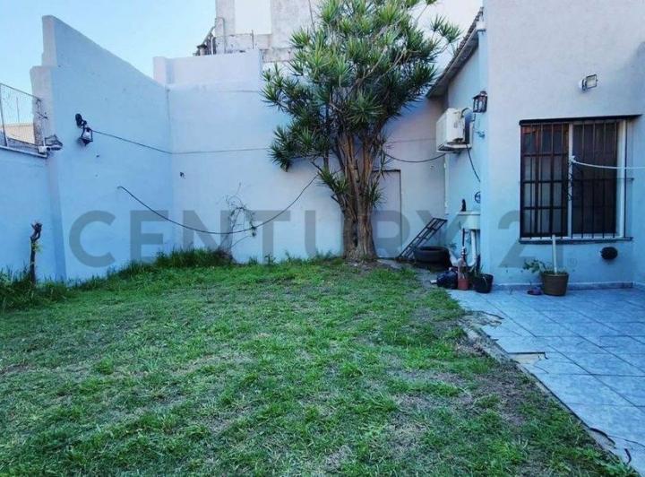 Casa · 139m² · 4 Ambientes · 2 Cocheras
