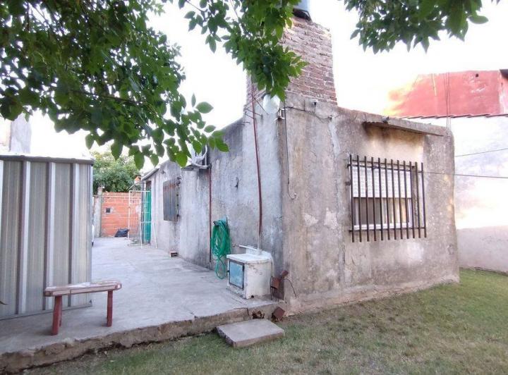 Casa · 50m² · 2 Ambientes · 1 Cochera
