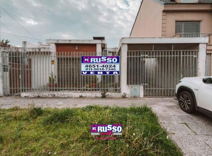 Casa · 130m² · 4 Ambientes · 1 Cochera
