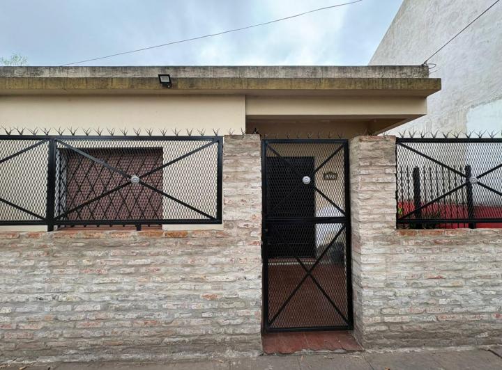 Casa · 2 Ambientes · 1 Cochera