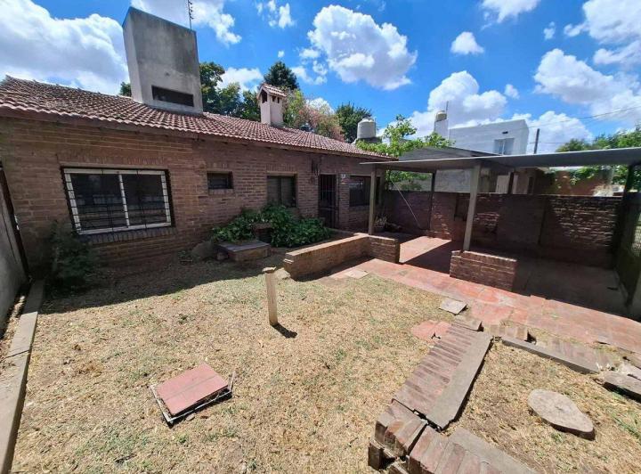 Casa · 100m² · 4 Ambientes · 1 Cochera