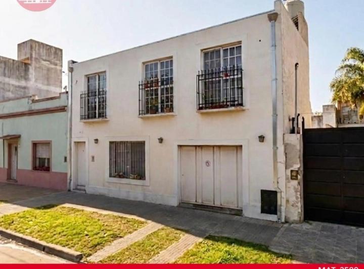Casa · 150m² · 5 Ambientes · 1 Cochera