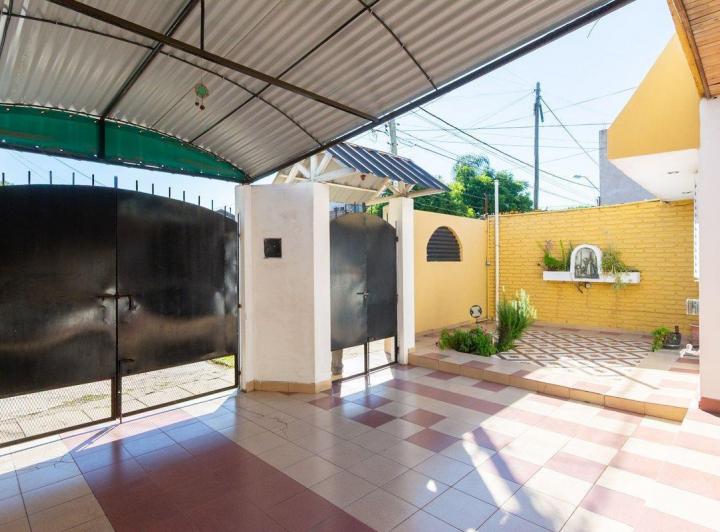 Casa · 120m² · 4 Ambientes · 1 Cochera