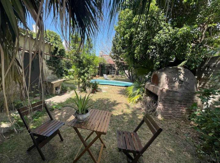 Casa · 140m² · 3 Ambientes · 1 Cochera