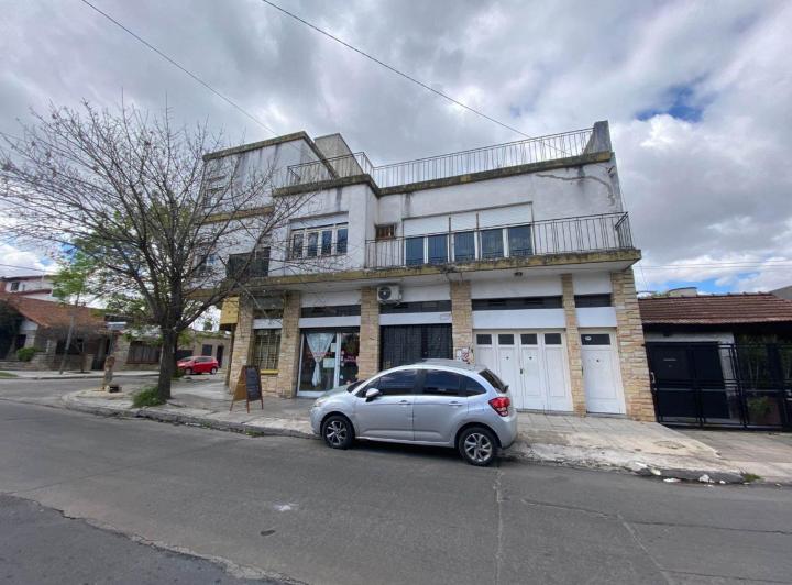 PH · 145m² · 4 Ambientes · 1 Cochera