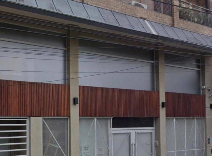 Local comercial · 400m² · 1 Ambiente · 2 Cocheras
